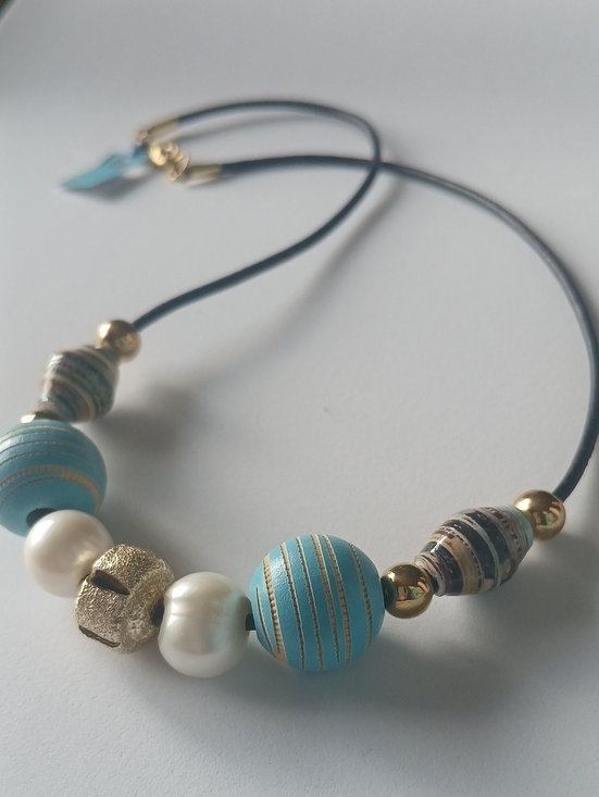 Couture Creations Jewelry Jewelry - Culture Pearl And Handcarved Wood Bead Necklace